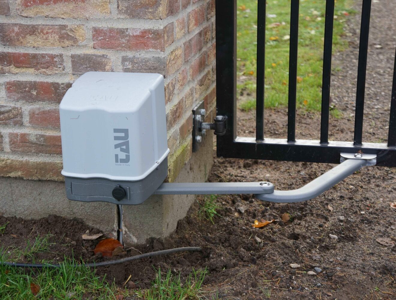 P-EASYKIT02T (komplet) - 12V eller 230V 3 P-EASYKIT02T (komplet) - 12V eller 230V